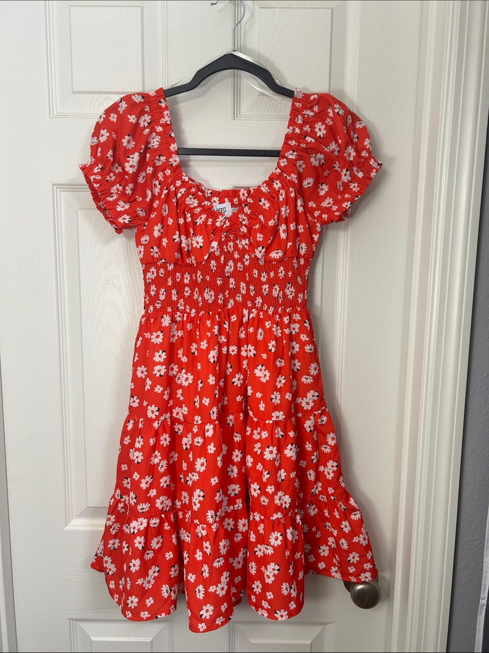 Princess Polly Daniela Mini DressRed Floral Puff-Sleeve Women’s size 2